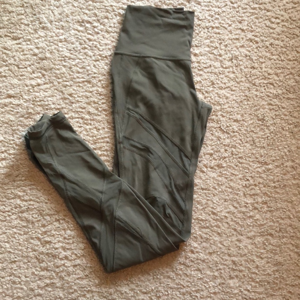Lulu Lemon Workout Cutout Leggings